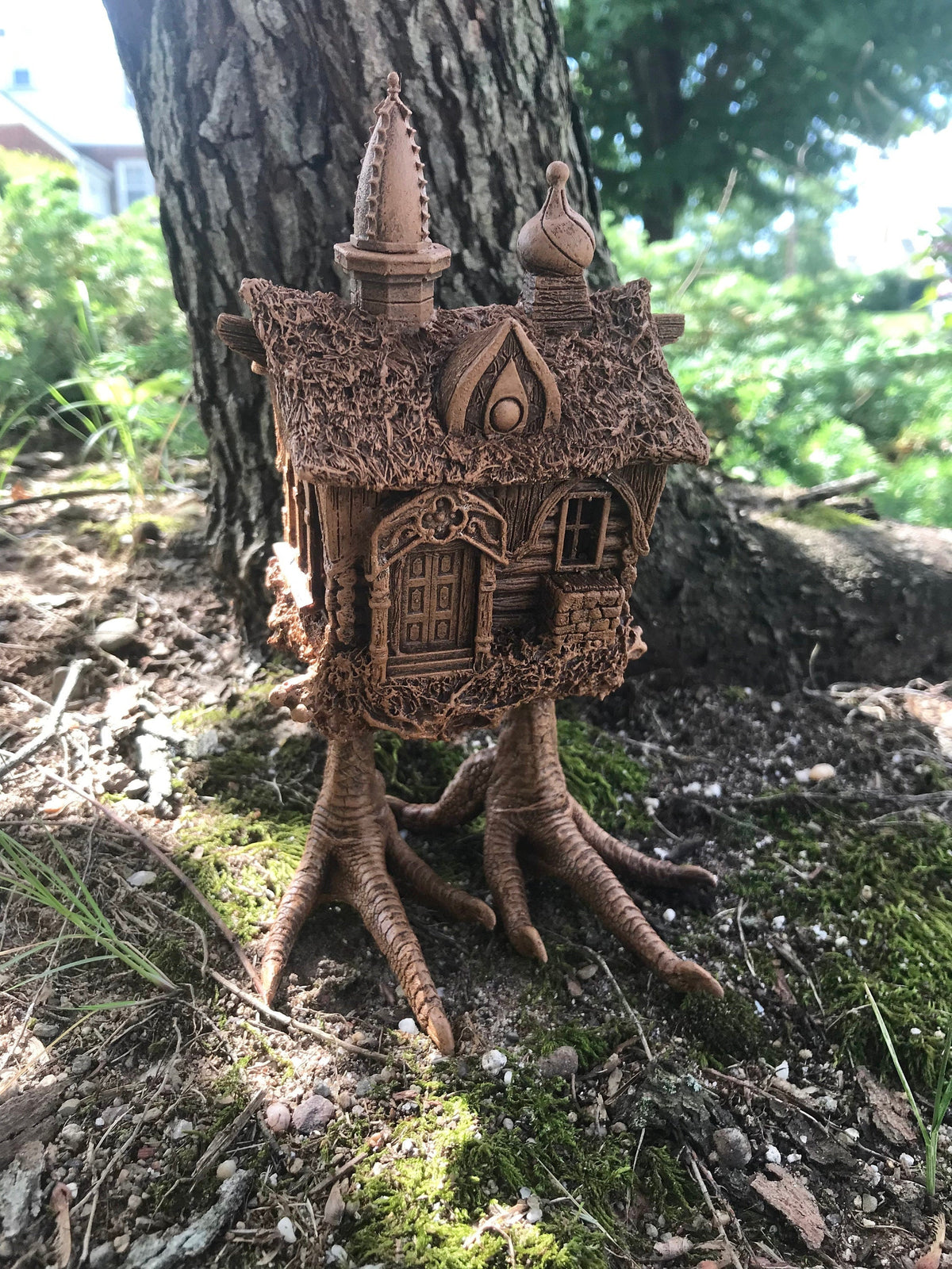 Baba Yaga Hut Statue, Hand Painted Resin Sculpture | Russian Folklore Figurine | Witch House Statue | Fantasy Art for Gothic Home Decor - -