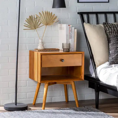 Single-Drawer Solid Wood Nightstand - Kia Day Design