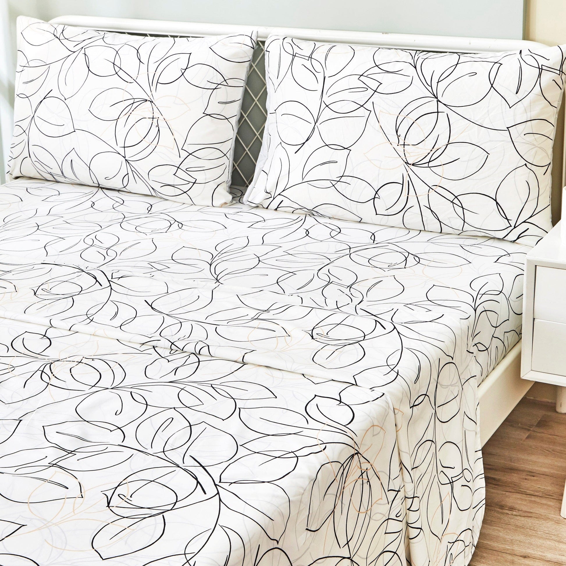Tache Modern Abstract Leaf Line Art Foliage White Grey Black Gold Fitted Sheet / Flat Sheet (TJ3571) - - Bed Sheet