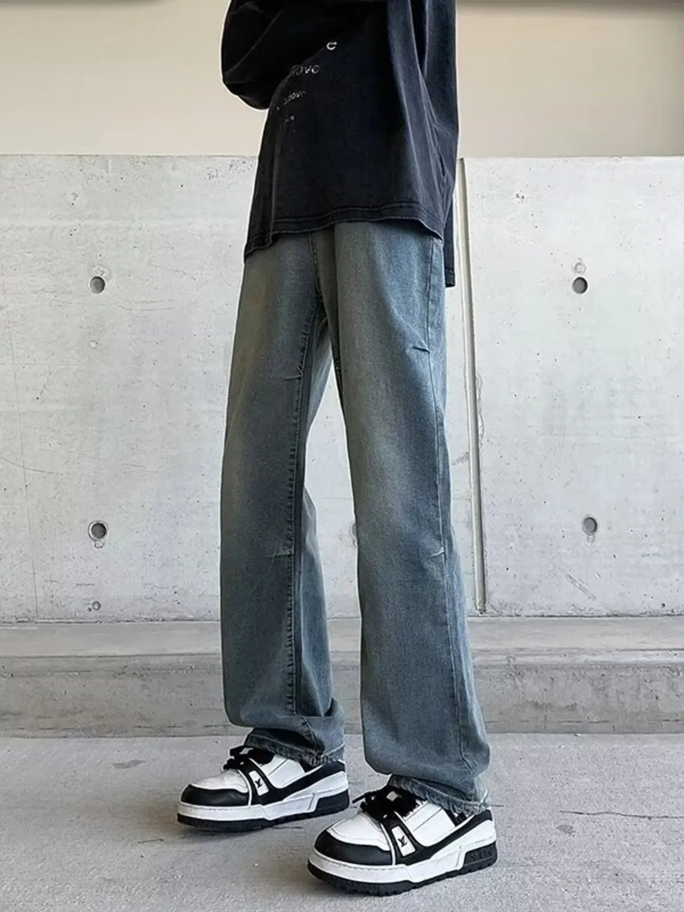 Men's Plus Size Vintage Wash Wide Leg Jeans - -