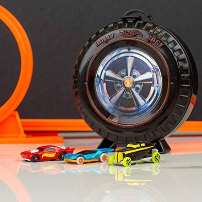 World's Smallest Hot Wheels™ Stunt Action Set- Rust & Cinder- {{Product type}}