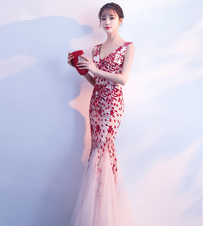 Elegant Sequin Fishtail Gown - L Red - dress