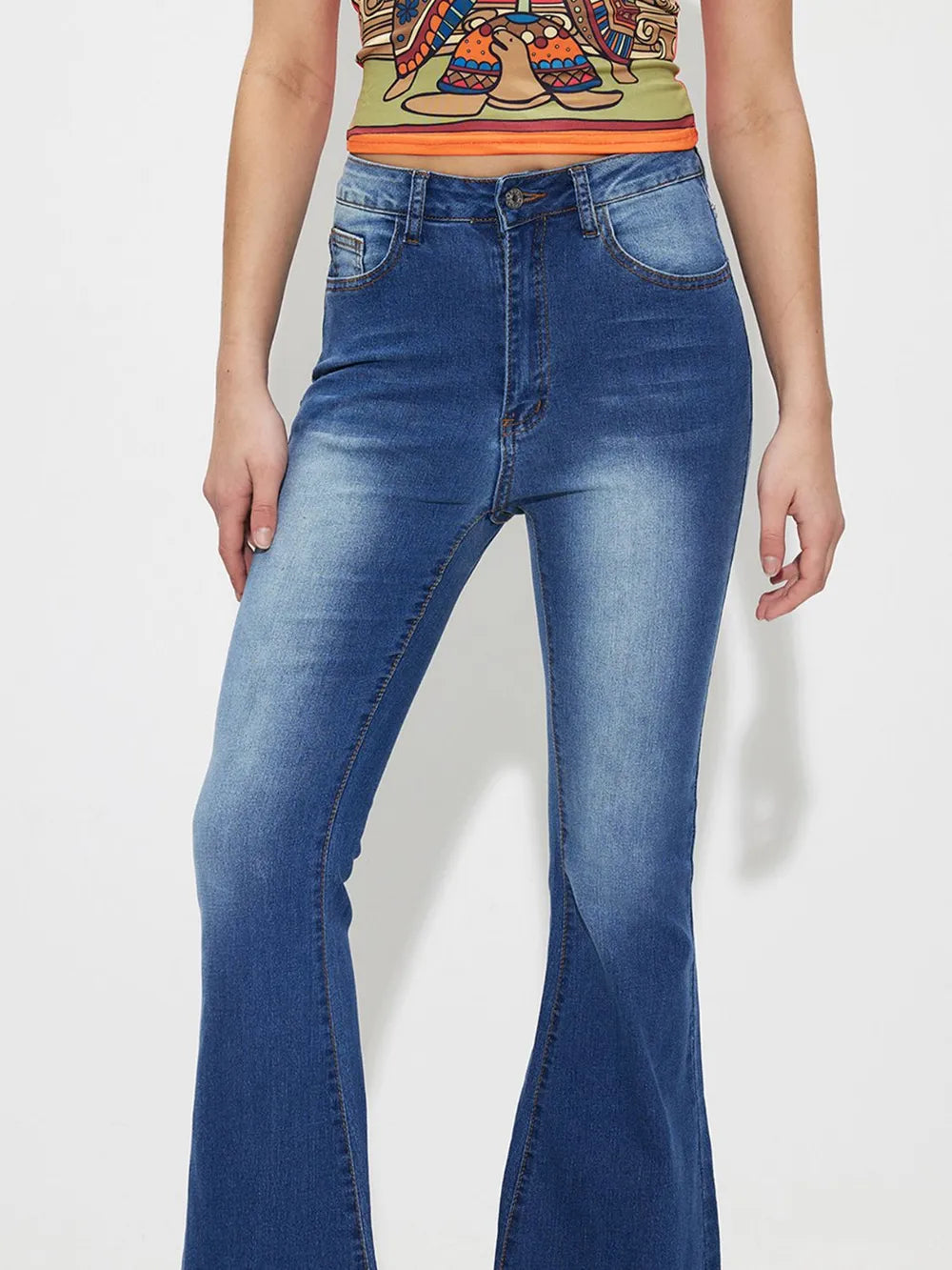 Mid-Rise Waist Bootcut Jeans - -