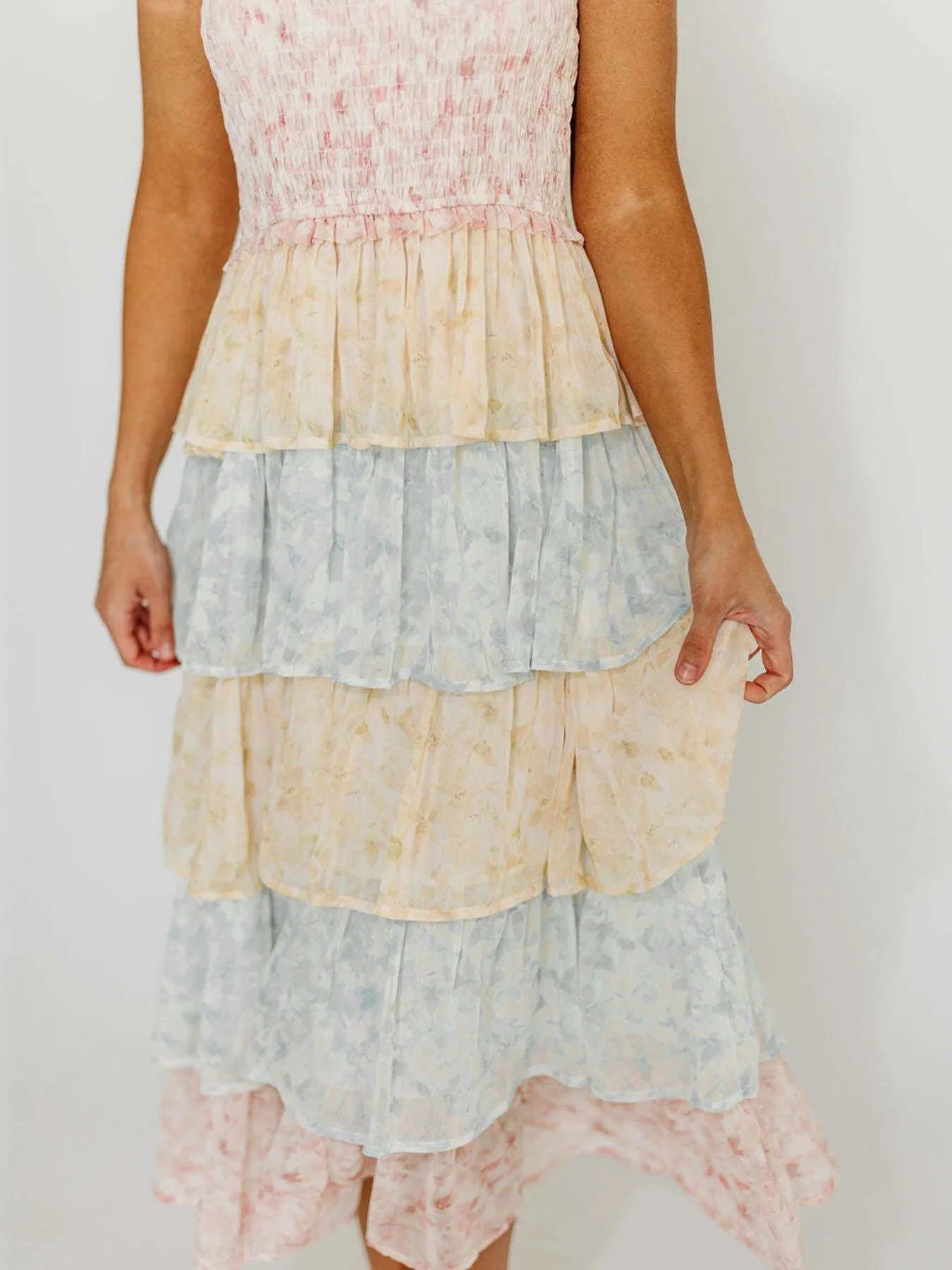 Smocked Ruffle Layered Floral Midi Dress - -