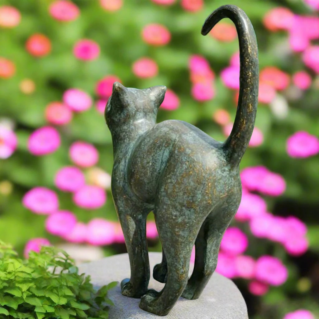 Cat Statue Outdoor Yard Art Craft Resin Sculpture