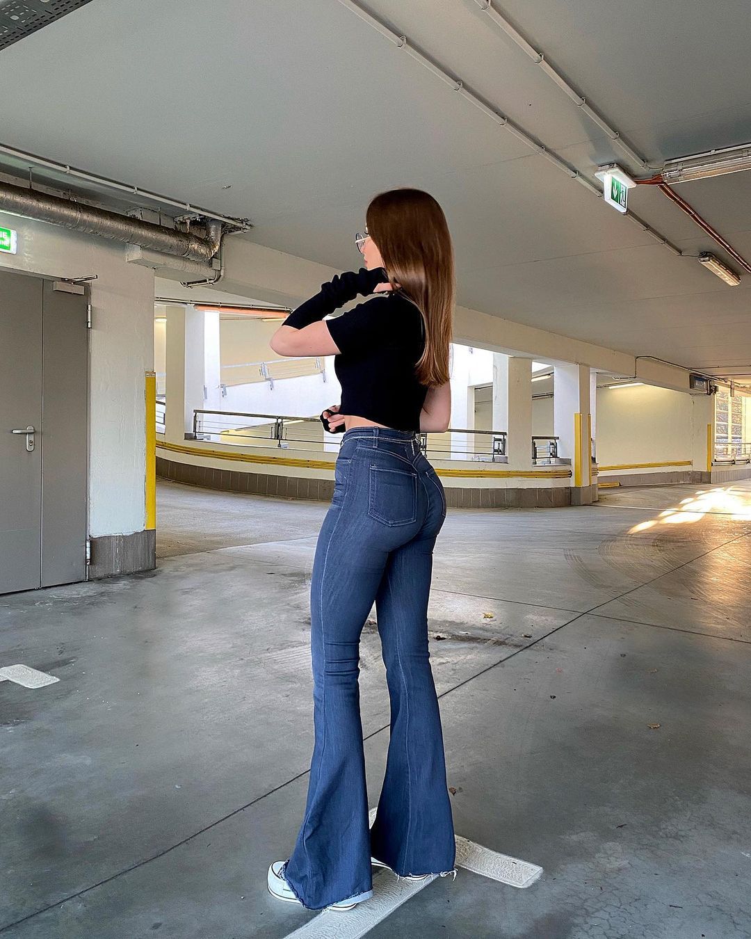 Retro Hip Flared Pants for Women - - jeans
