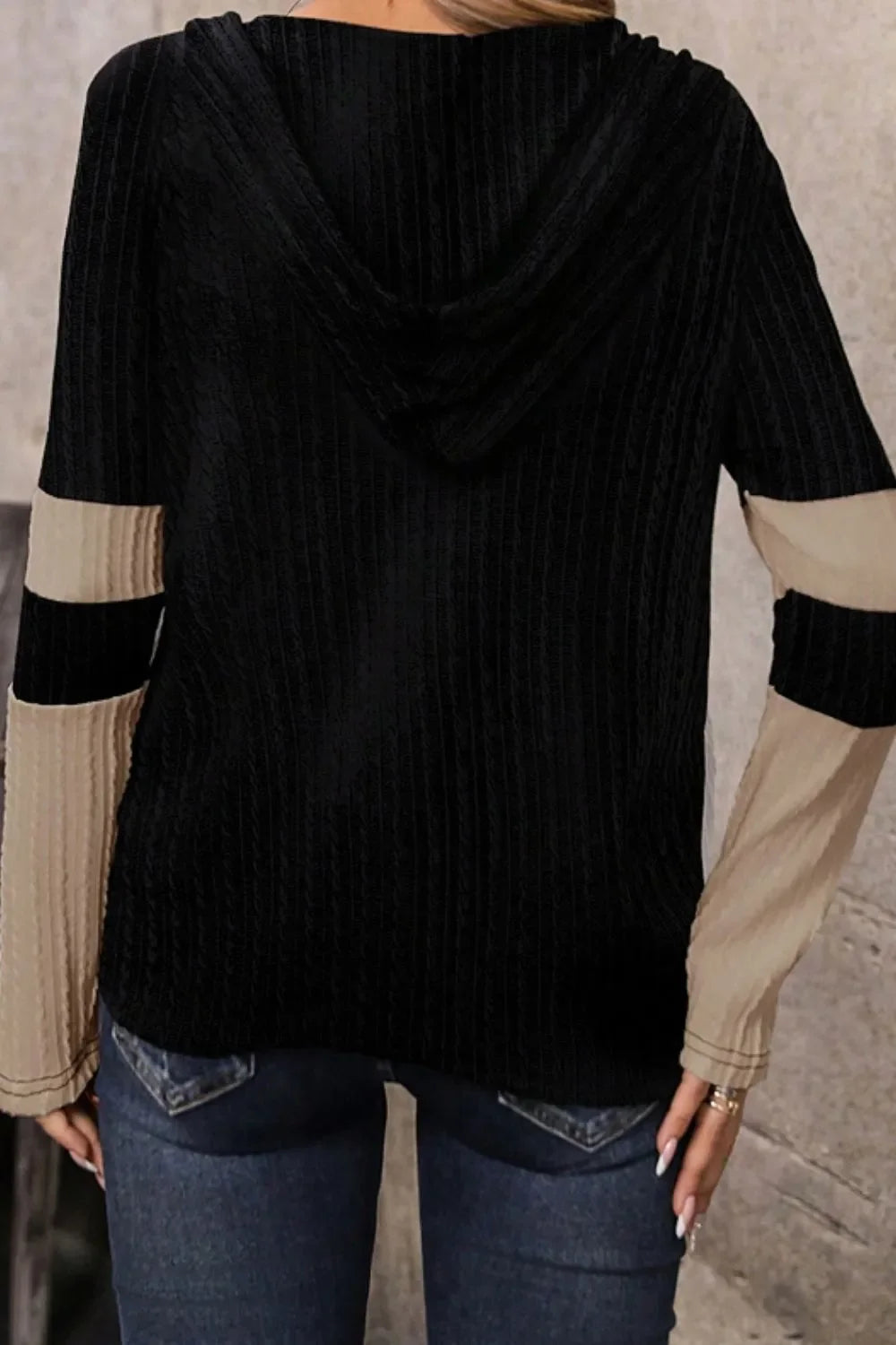 Drawstring Quarter Zip Contrast Long Sleeve Hoodie - -