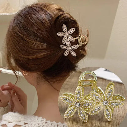 Crystal Pearl Clip Claw - Kia Day Design