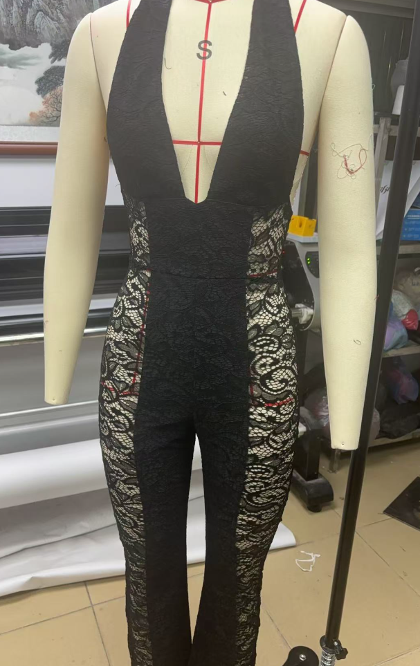 Halter V-Neck Jumpsuit - Black-S - jumpsuit