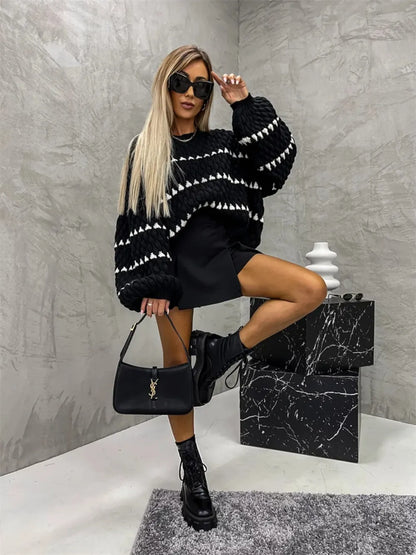 Contrast Round Neck Long Sleeve Sweater - -