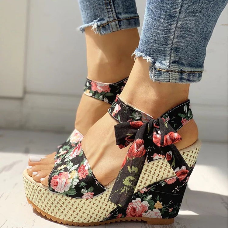 Lace Leisure Fish Mouth Wedge Heels