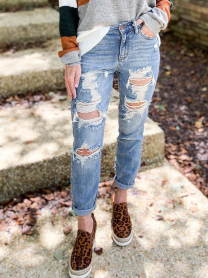 Distressed Skinny Jeans - -