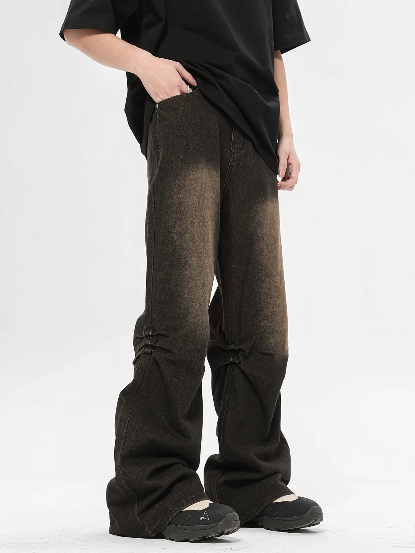 Men's Relaxed Fit Vintage Wash Flare Jeans - -