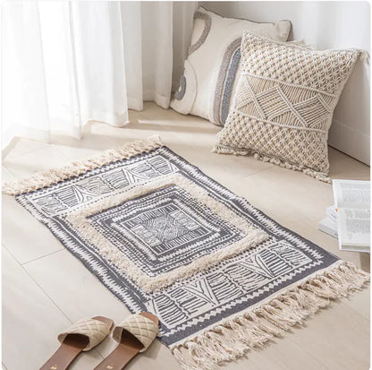 Contemporary Minimalist Area Rug - Kia Day Design