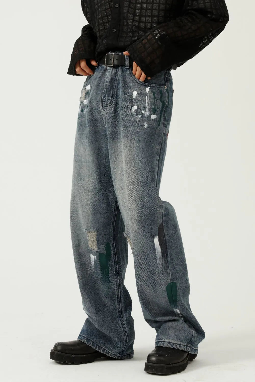 Washed Distressed Wide-Leg Jeans - -