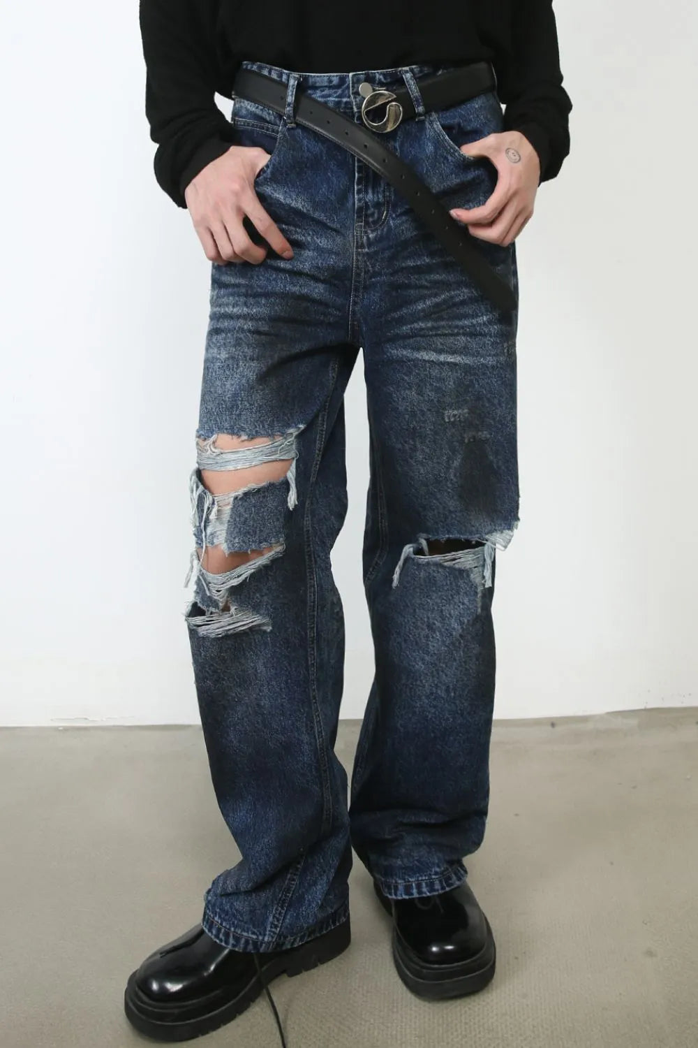 Men's Distressed Jeans with Pockets - -