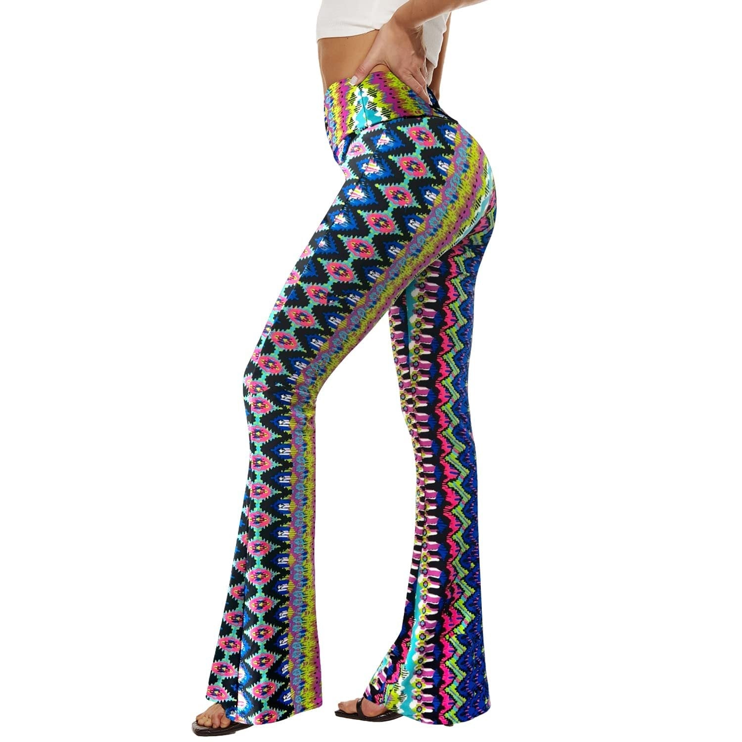 Chic Flare Yoga Pants: Curve-Hugging Comfort! - - yoga pants