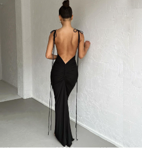 Chic Halter Neck Slim-Fit Dress - Black - dress