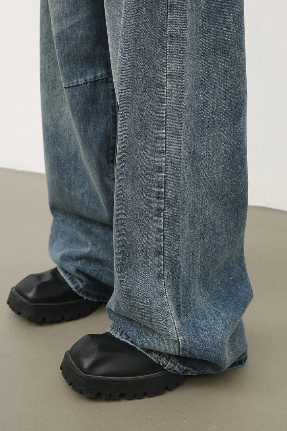 Men's Distressed Wide Leg Jeans - -