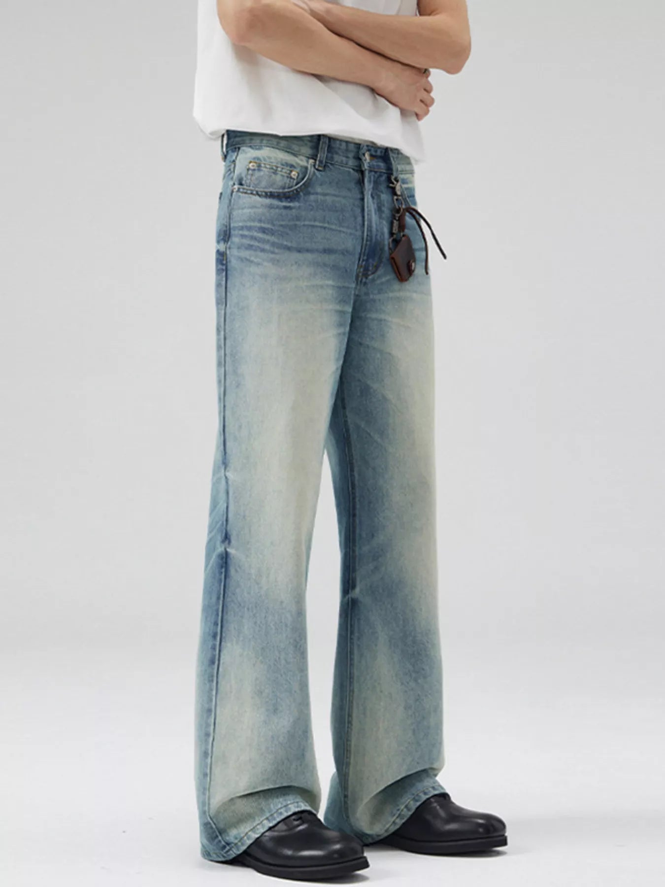 Men's Full Size Vintage Wash Wide Leg Jeans Plus Size - -