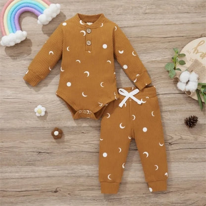 Newborn Baby Bodysuits + Elastic Pants light brown 18M