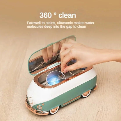 Classical Bus Cleaner Kia Day Design