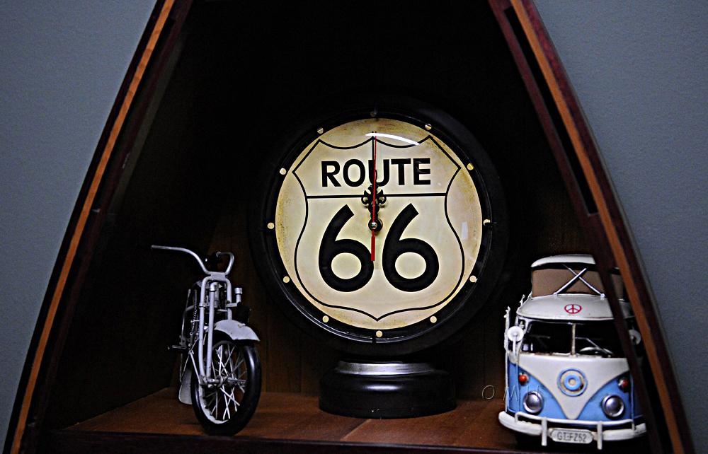 Black Gasoline 66 Gas Pump Clock - - Decor