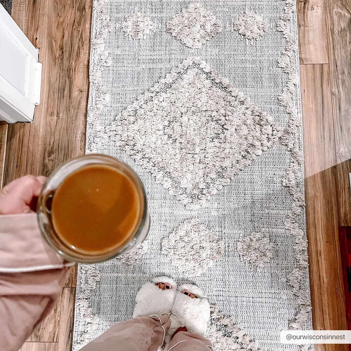Ampusungan Area Rug - - Rugs