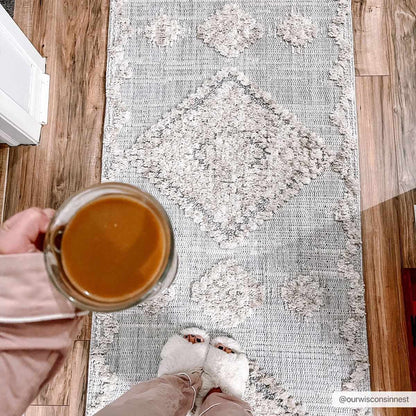 Ampusungan Area Rug - - Rugs