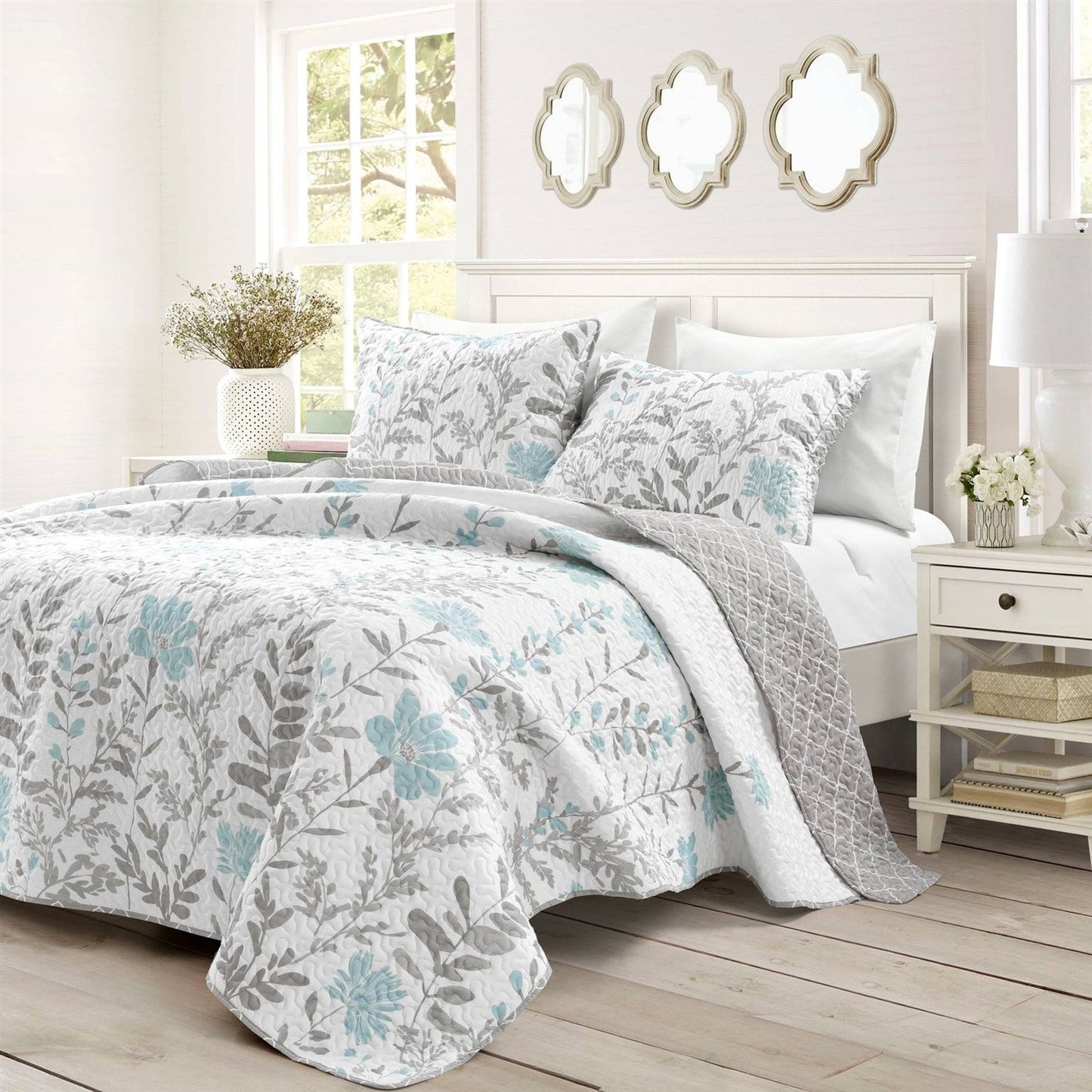 Full/Queen Blue Grey Floral Lightweight Thin Polyester Fabric 3-Piece Quilt Set - - Bedroom > Quilts & Blankets