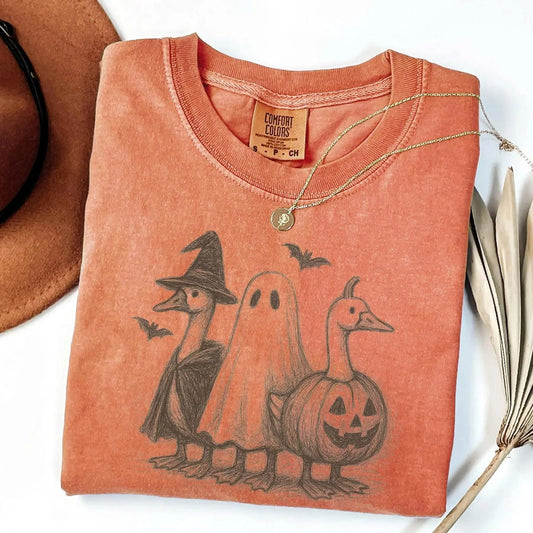 Comfort Colors Goose Halloween Shirt – Ghost Goose Tee, Funny Pumpkin Shirt, Cute Spooky Season Fall Tee, Trick or Treat Gift - - T-Shirt