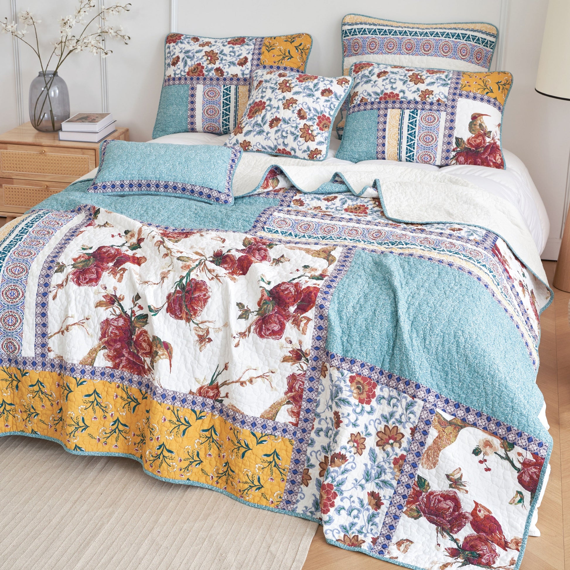 Tache Old World Garden Pastel Blue Yellow Red Hummingbirds Cotton Patchwork Quilt Set (JHW-936) - - Quilt / Bedspread