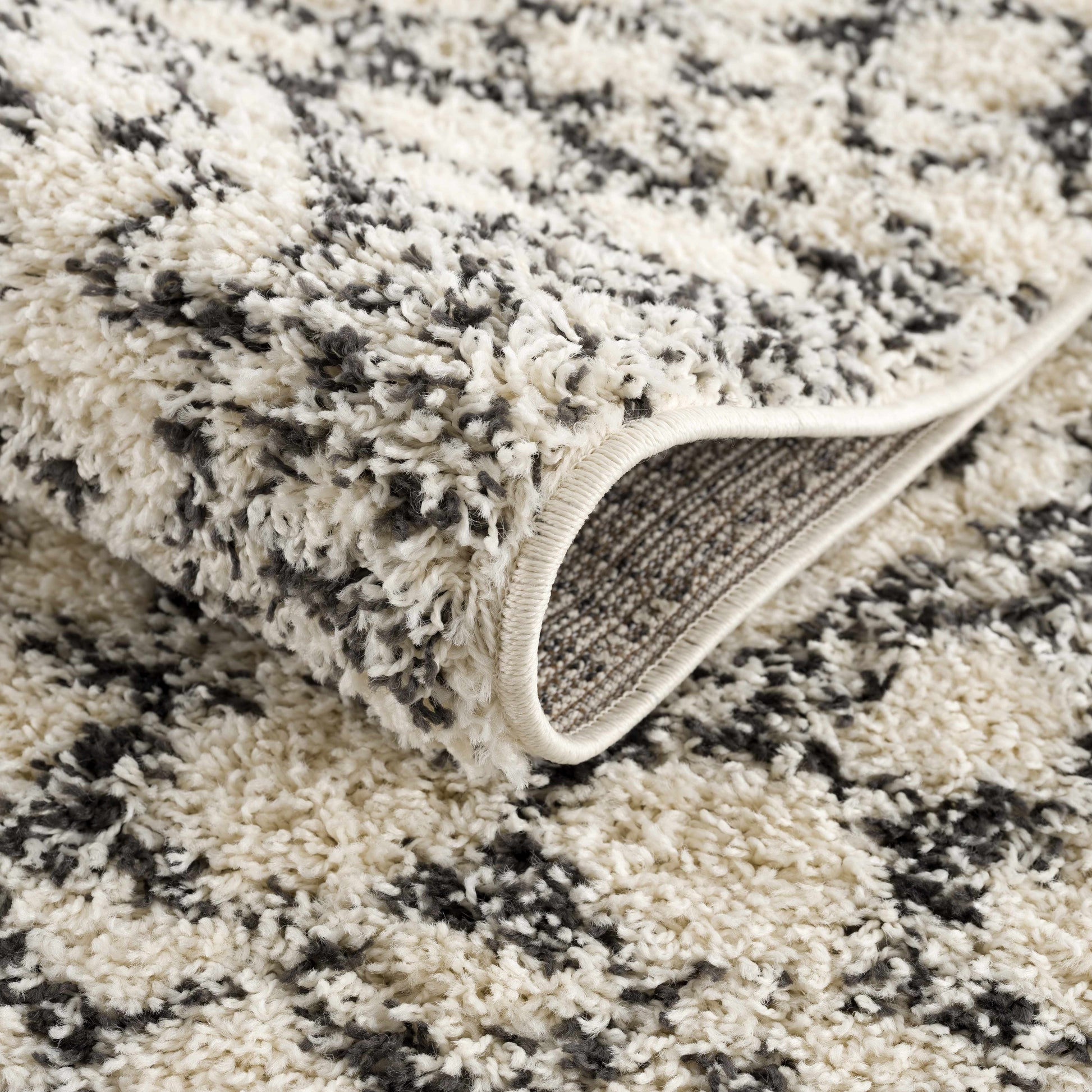 Buan Plush Area Rug - - Rugs