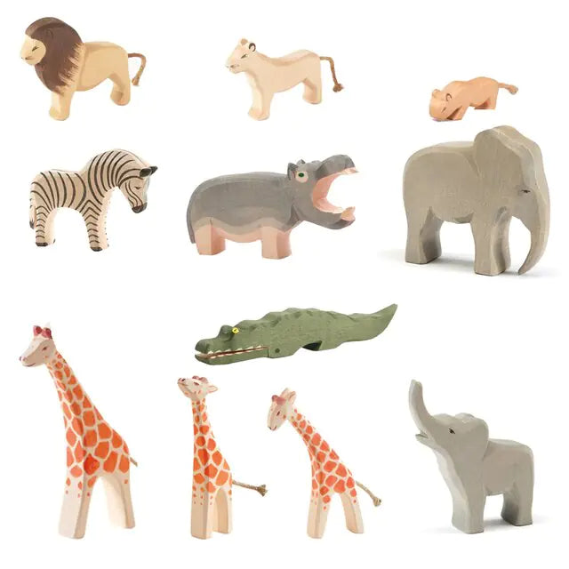 Wooden Animal Figures Handcrafted Elephant Lion Giraffe Toys