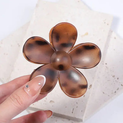 Flower Shaped Hair Clips - Kia Day Design