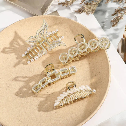 Crystal Pearl Clip Claw - Kia Day Design