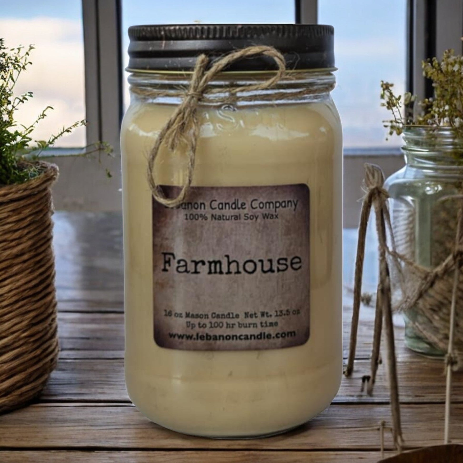 Farmhouse Candle - - Candles & Melts