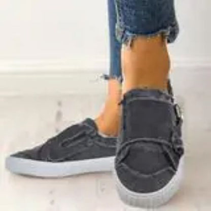 Metal Buckle Canvas Sneakers with Zipper - Grey - Shoes