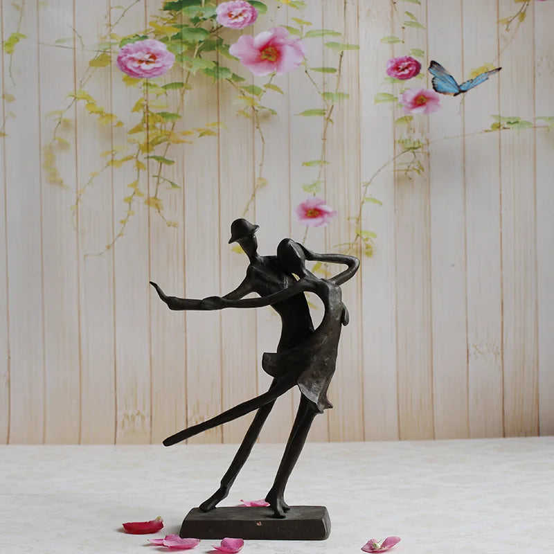 Metal Dancing Couple Figurines Bronze Sculpture Kia Day Design