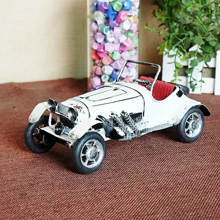 Metal Crafts Classical Old Fashioned Vintage Model Car Kia Day Design