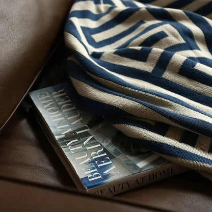 Knitted Throw Blanket - Kia Day Design