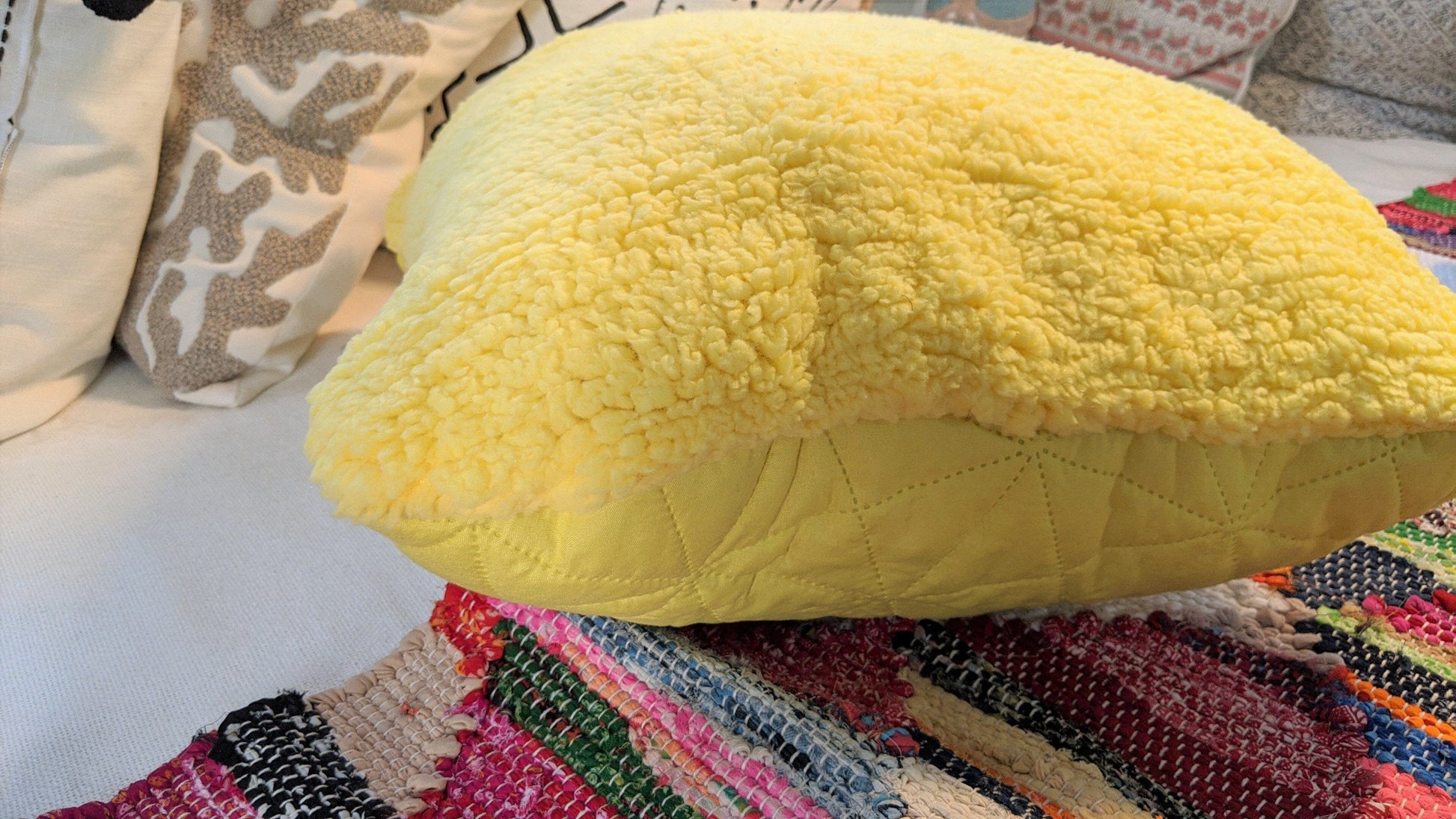 DaDa Bedding Hand-Made Tuscan Sun Yellow Sherpa Backside Quilted Throw Pillow - 18" x 18" - - Throw Pillows