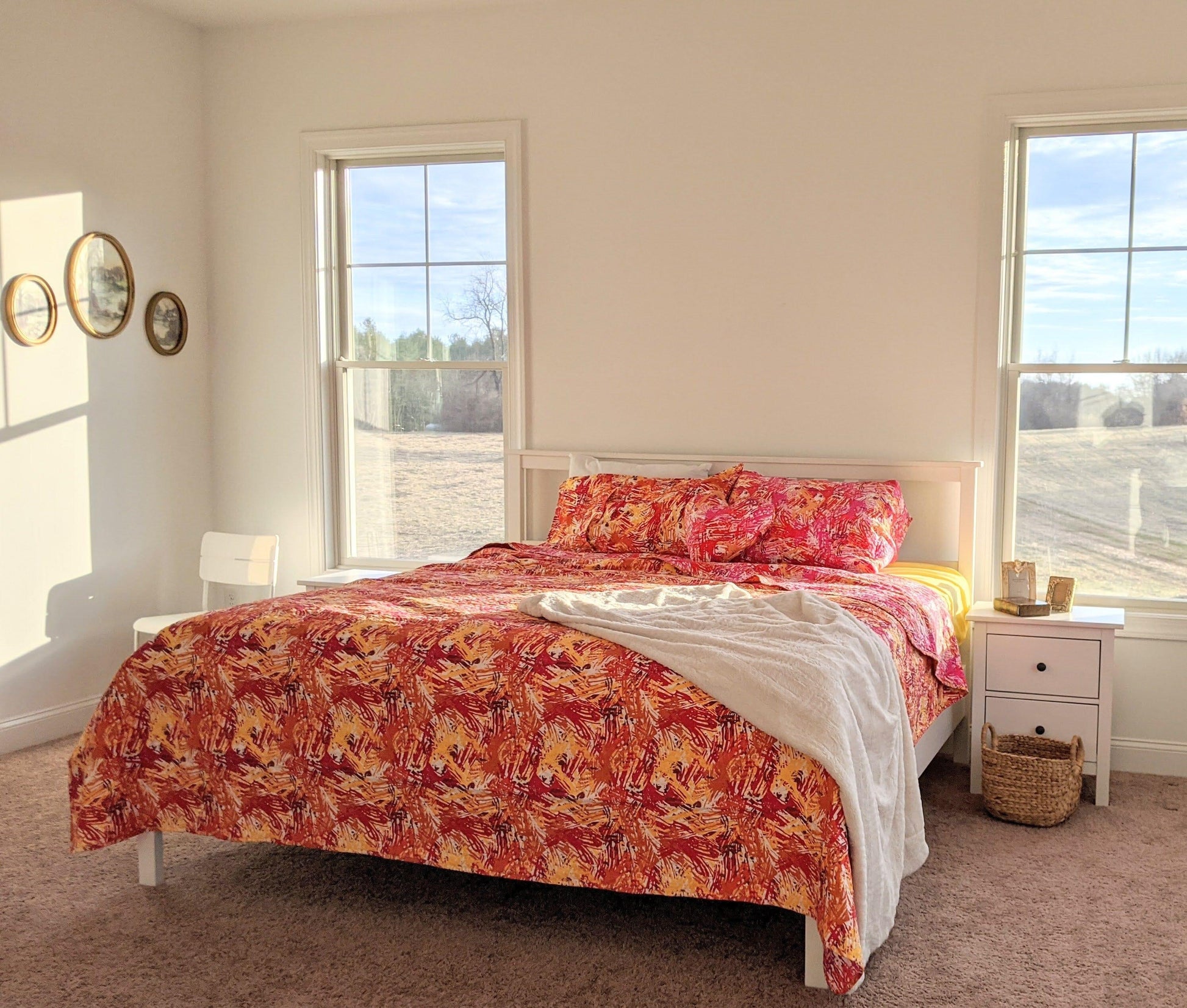 DaDa Bedding Lovely Pop of Colors Lightweight Reversible Quilted Bedspread Set (KBJ1625)- DaDalogy Bedding Collection- {{Product type}}
