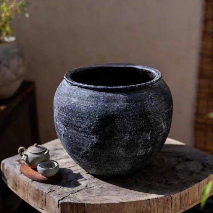 Sierra Round Pot Planter - -