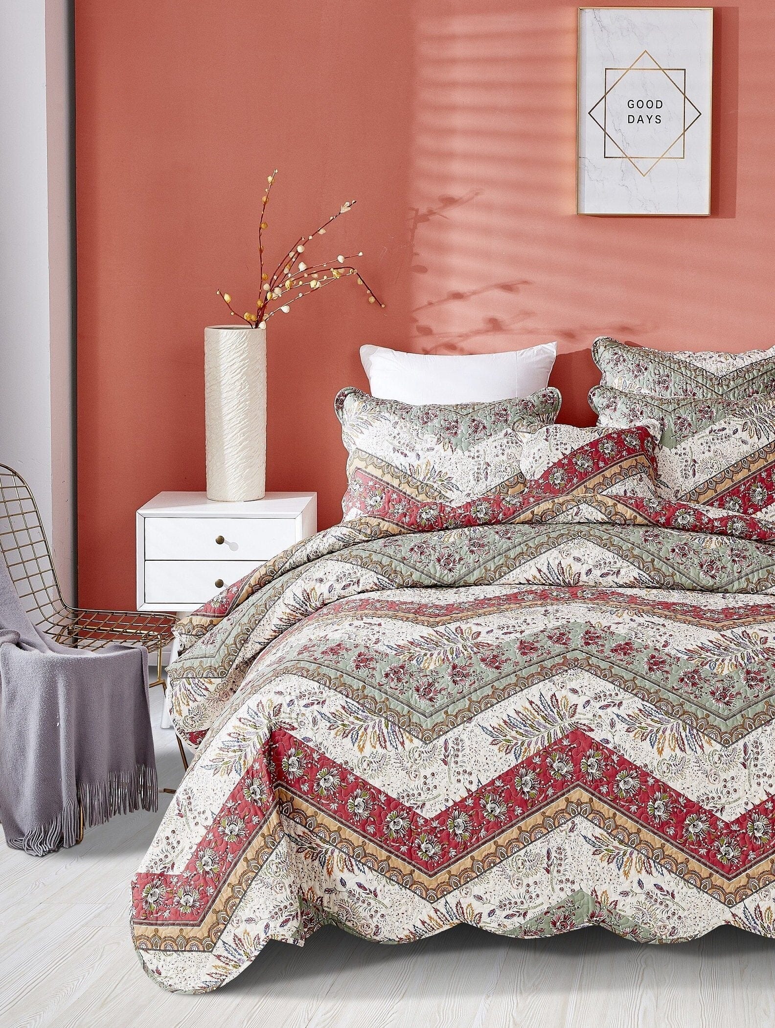 DaDa Bedding Cranberry Sage Floral Chevron Quilt Set - Lightweight Bedspread - - Bedspreads