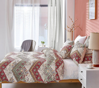 DaDa Bedding Cranberry Sage Floral Chevron Quilt Set - Lightweight Bedspread - - Bedspreads
