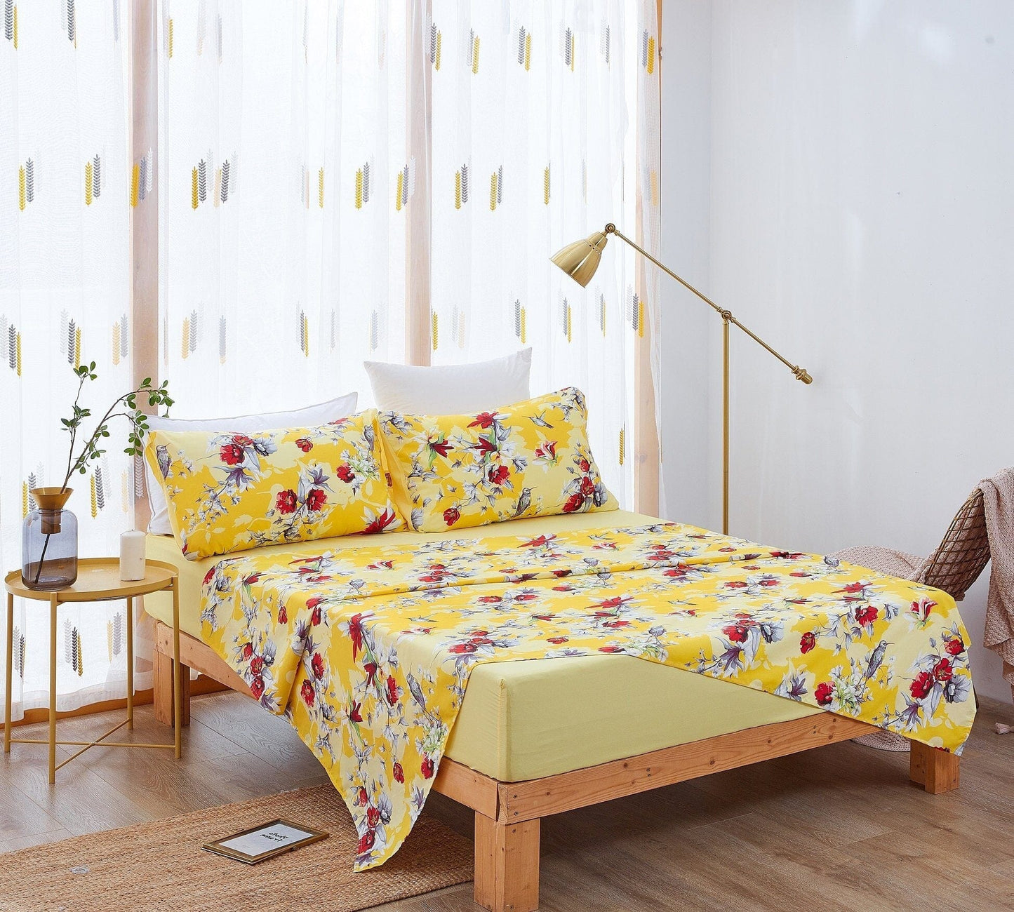 DaDa Bedding Sunshine Yellow Hummingbird Floral Bed in a Bag Set - - Bedspreads
