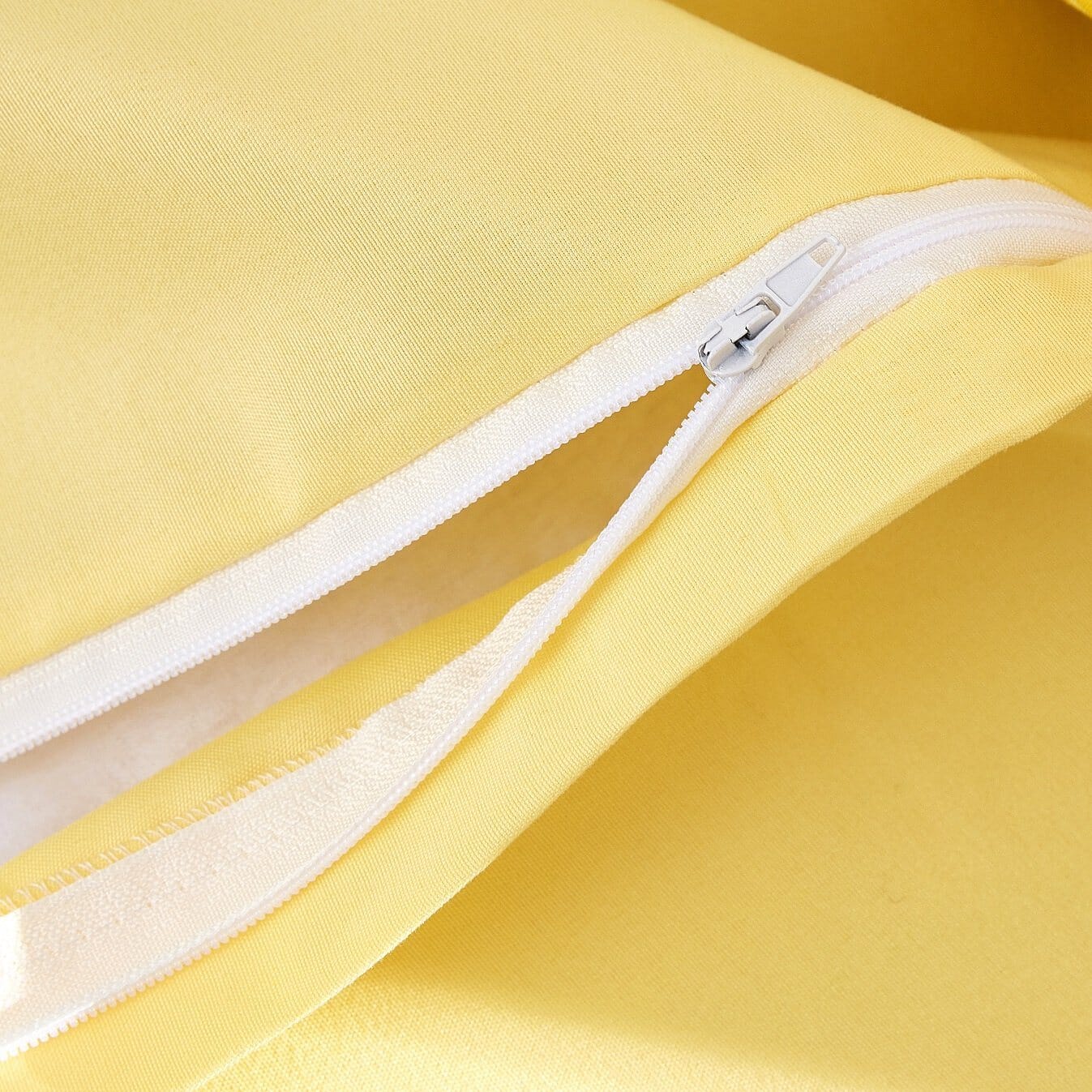DaDa Bedding Sunshine Yellow Hummingbird Floral Duvet Cover Set - - Duvet Covers