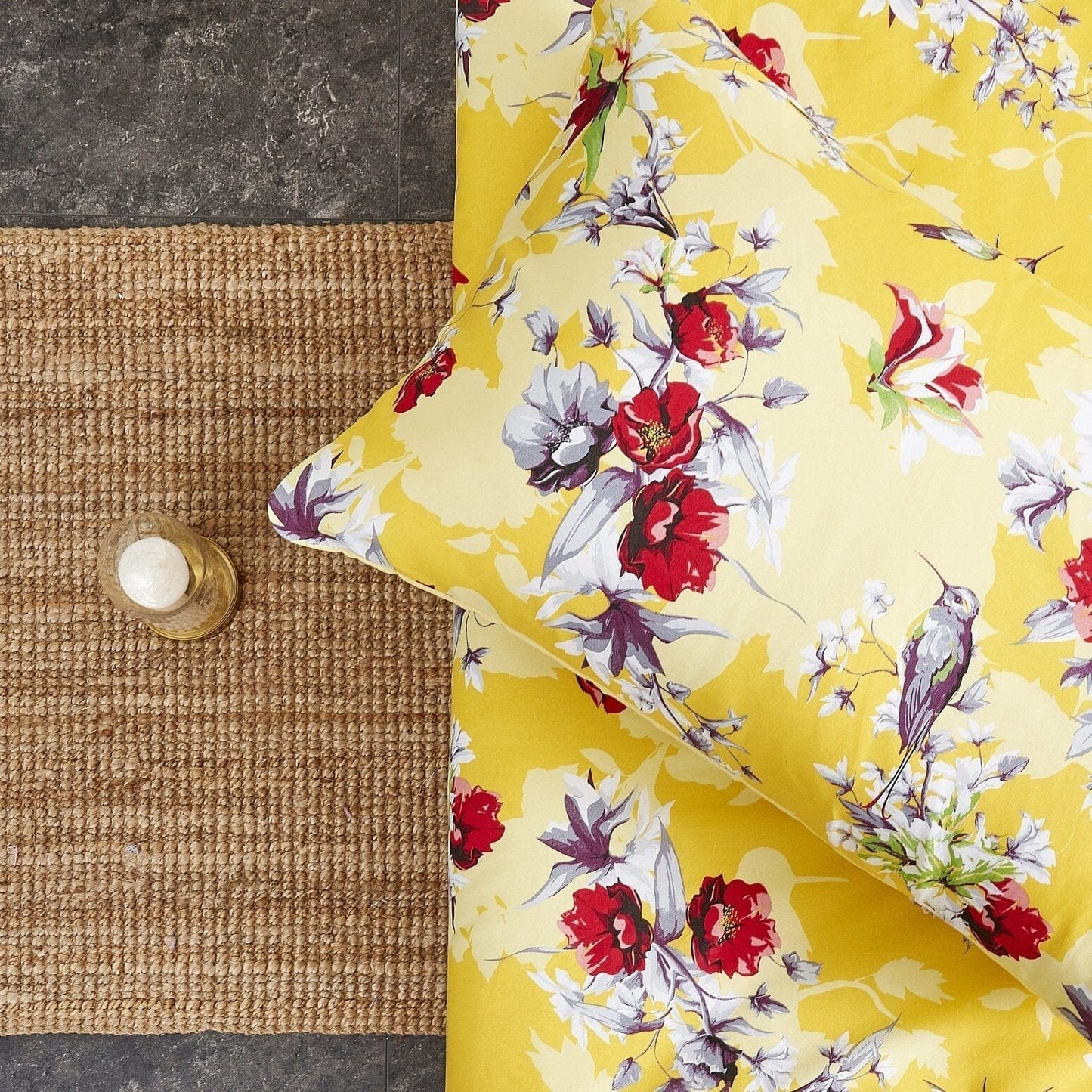 DaDa Bedding Sunshine Yellow Hummingbirds Floral Fitted Bed Sheet w/ Pillow Cases (JHW-925) - - Fitted Sheet