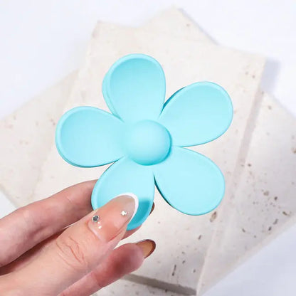Flower Shaped Hair Clips - Kia Day Design